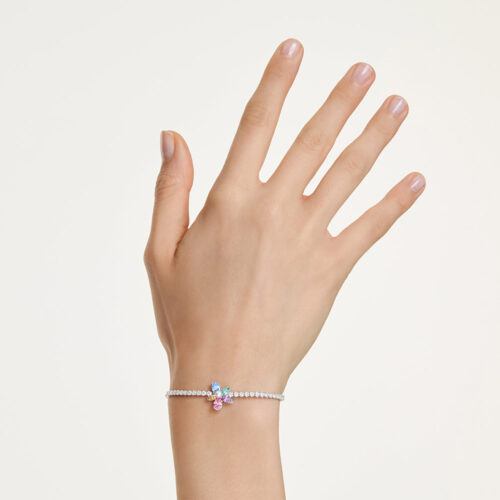 Lắc tay Swarovski 5749187 Ariana Grande khi đeo trên cổ tay