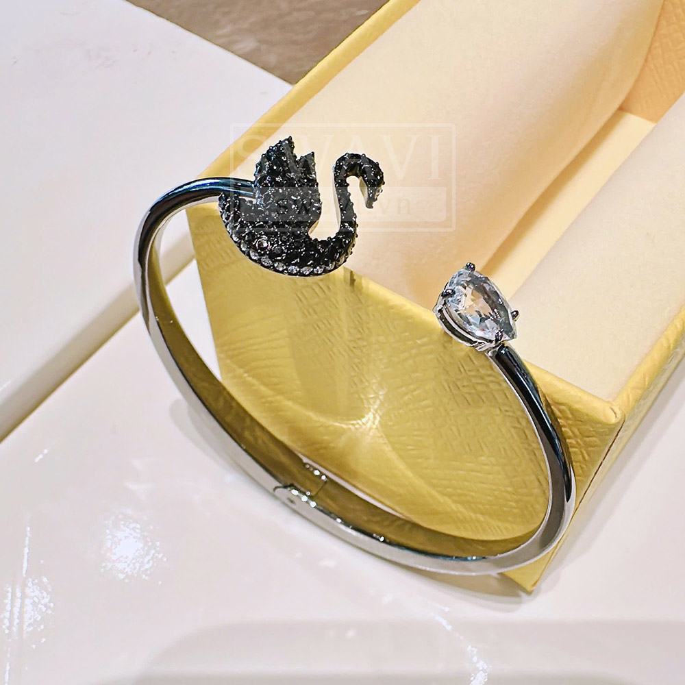 Chi tiết thiên nga Swarovski 5688745 Swan bangle