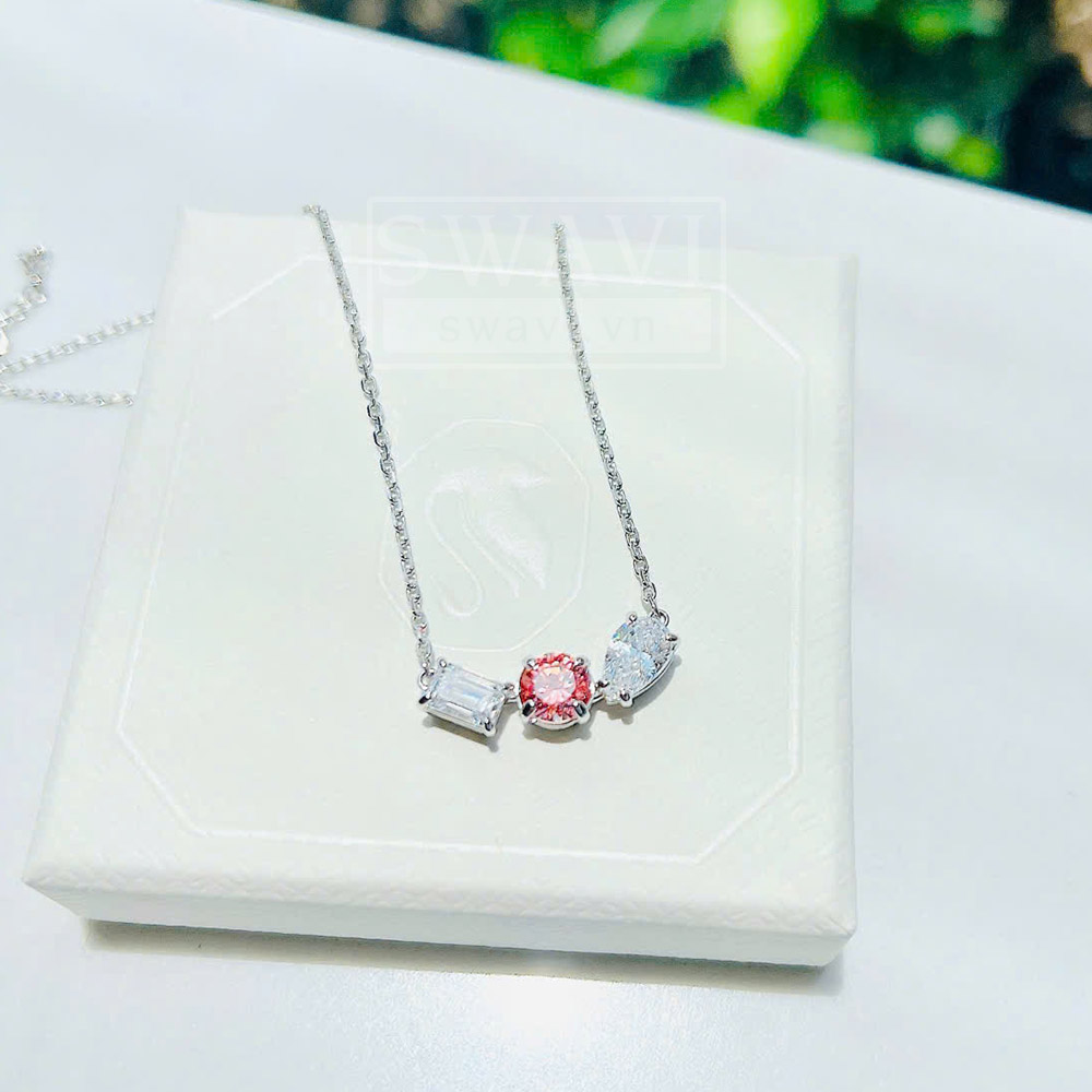Chi tiết Mixed cuts Swarovski 5668275 Mesmera pendant