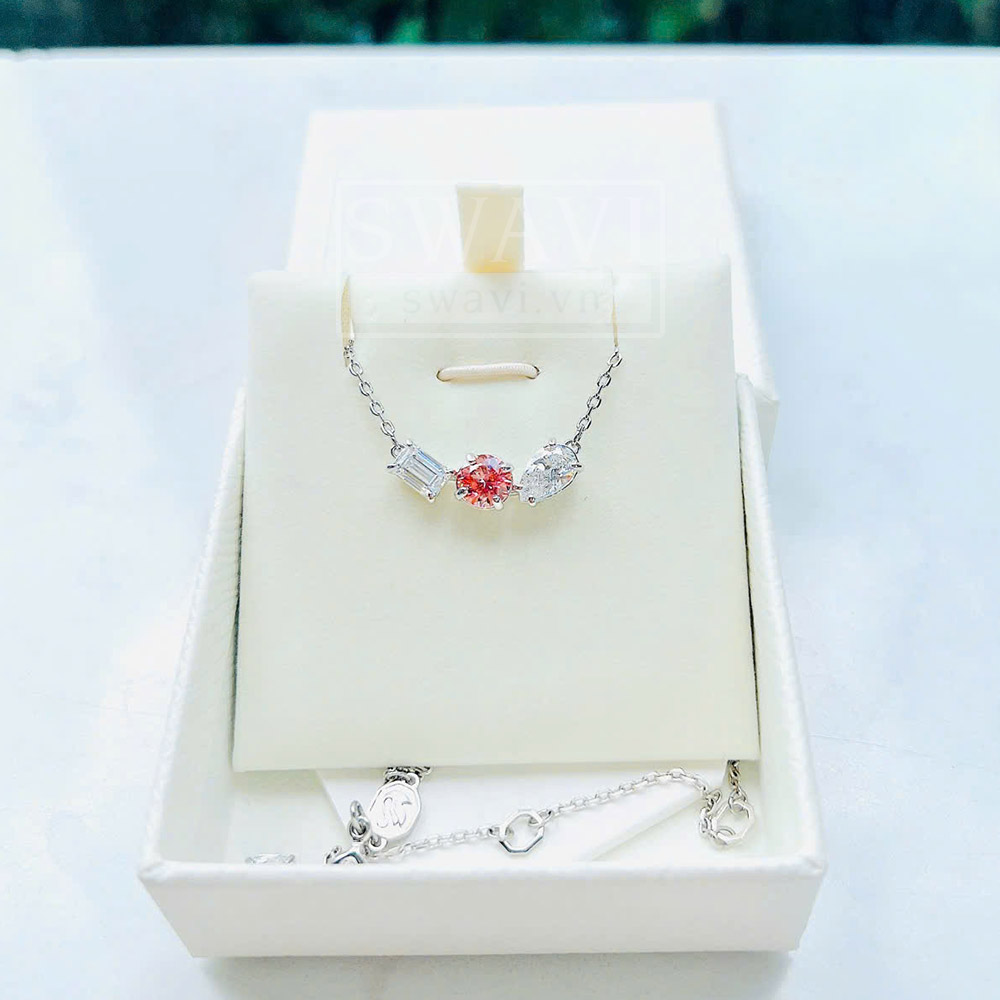 Chi tiết Zirconia hồng Swarovski 5668275 Mesmera