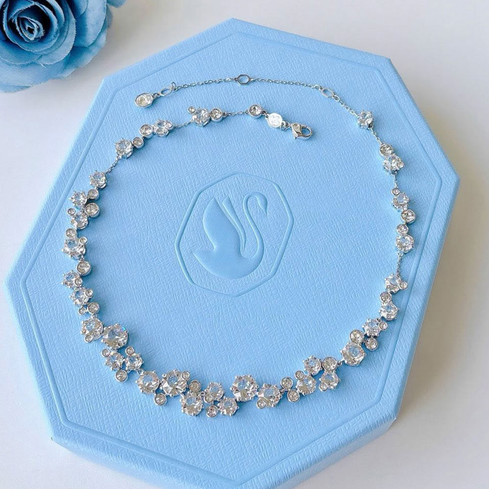 Dây chuyền Swarovski 5722472 Constella necklace hình chụp thật