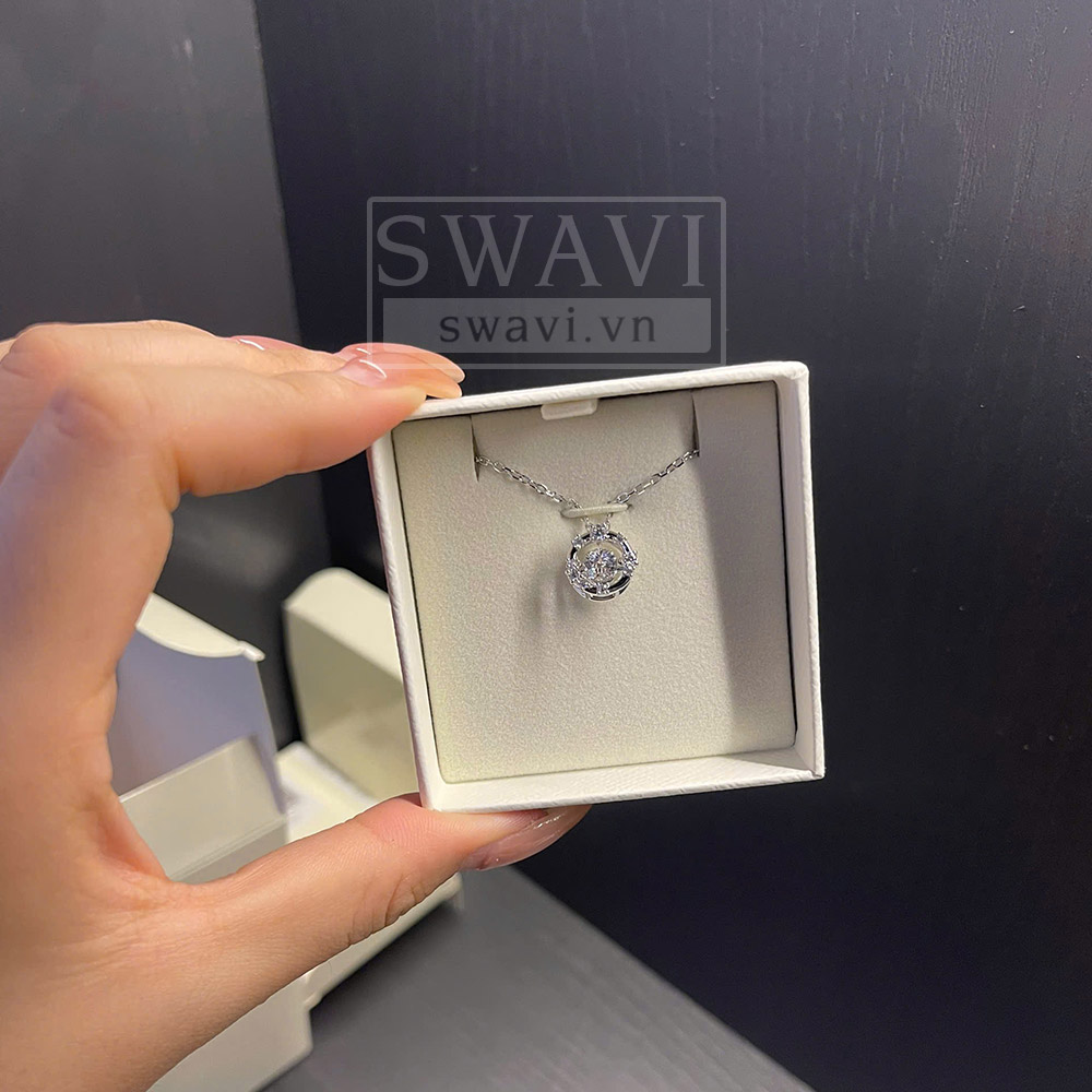 Chi tiết Dancing stone Swarovski 5738247 Constella pendant