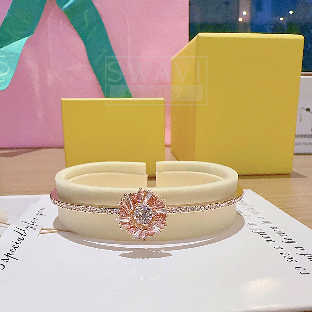 Chi tiết viên đá trung tâm Swarovski 5699082 Idyllia
